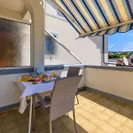 Mirjana T. Apartamento *