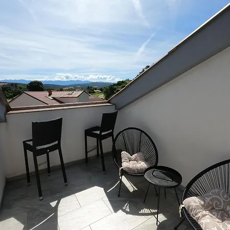 Apartment Mirjana T. Supetarska Draga